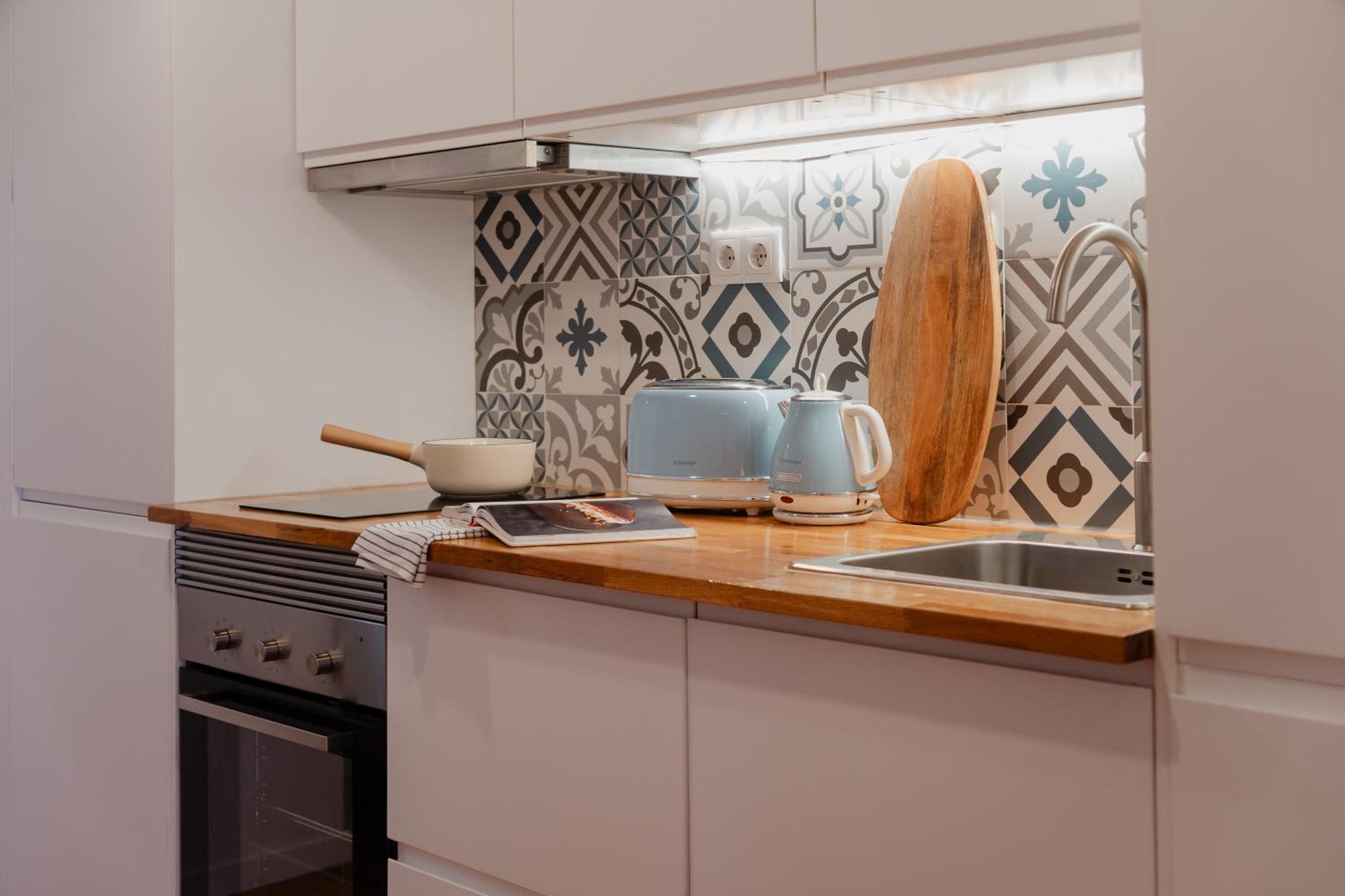 Stylish Getaway In A Mezzanine Flat By The Castle Διαμέρισμα Lisboa Εξωτερικό φωτογραφία