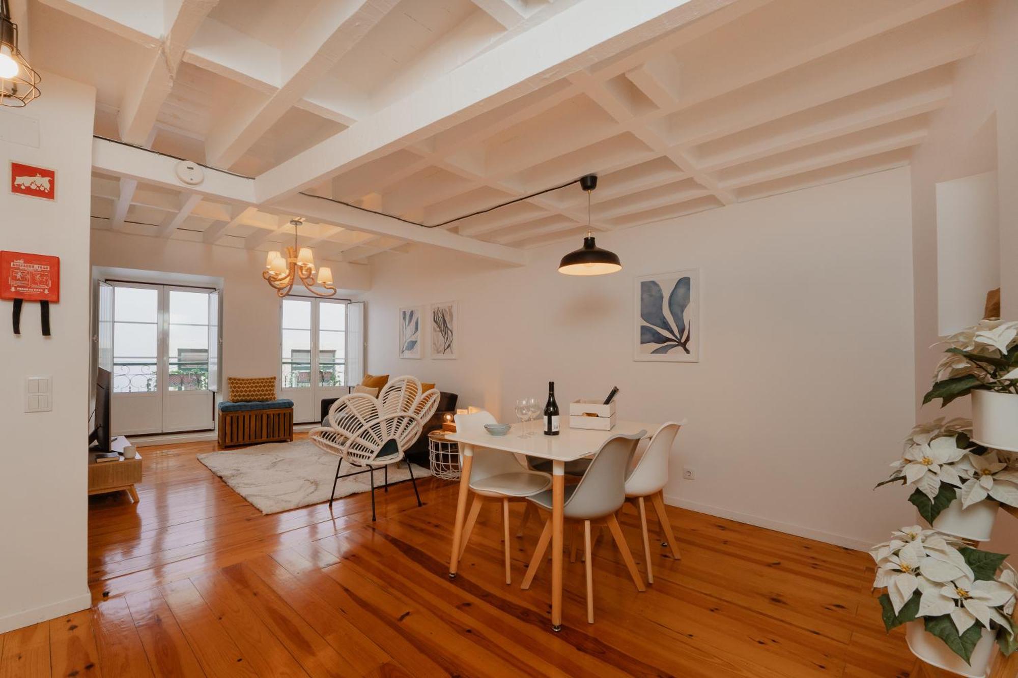 Stylish Getaway In A Mezzanine Flat By The Castle Διαμέρισμα Lisboa Εξωτερικό φωτογραφία