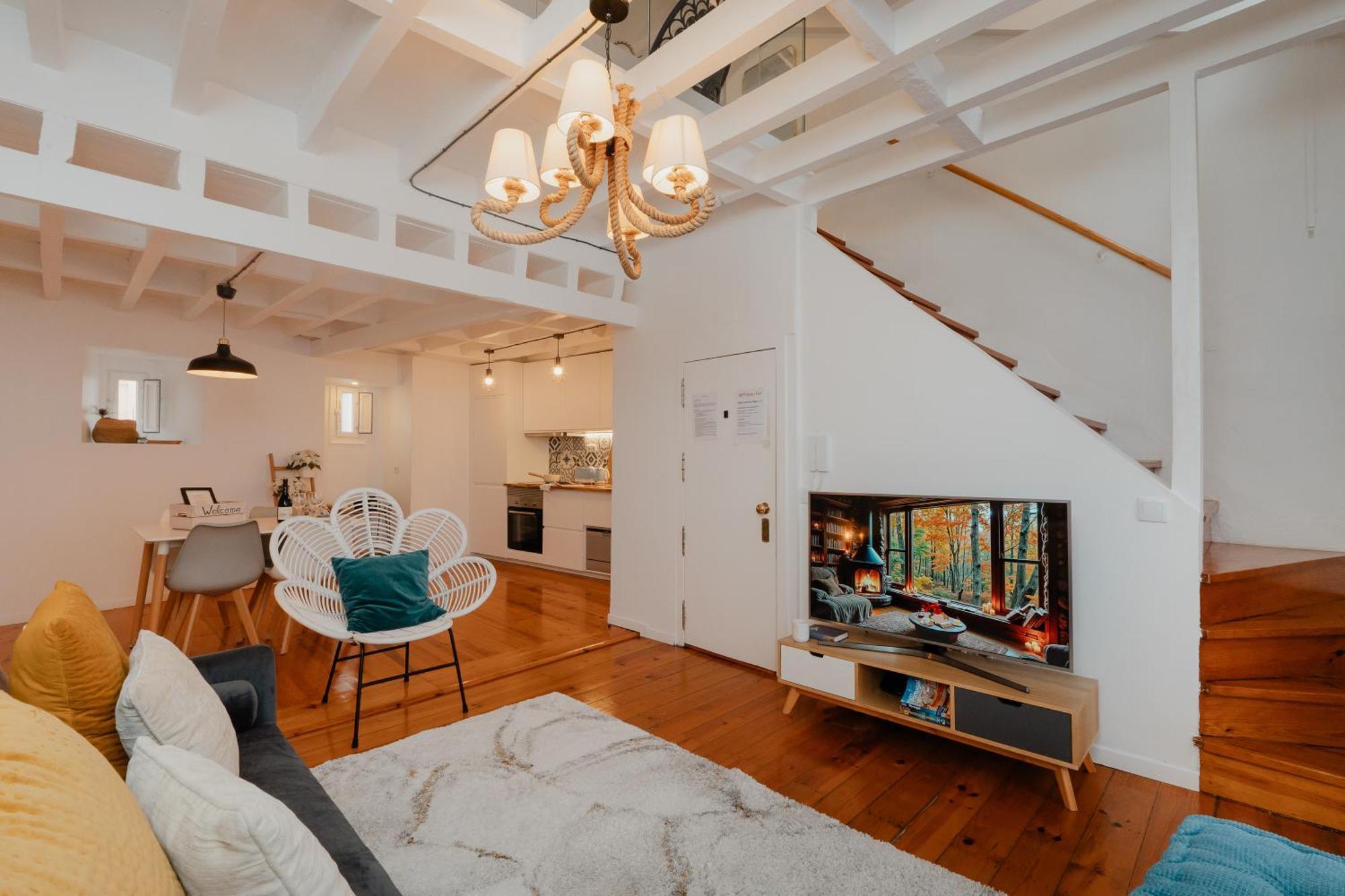 Stylish Getaway In A Mezzanine Flat By The Castle Διαμέρισμα Lisboa Εξωτερικό φωτογραφία