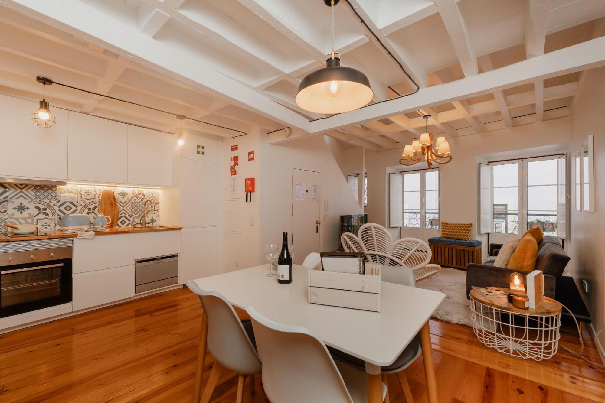 Stylish Getaway In A Mezzanine Flat By The Castle Διαμέρισμα Lisboa Εξωτερικό φωτογραφία
