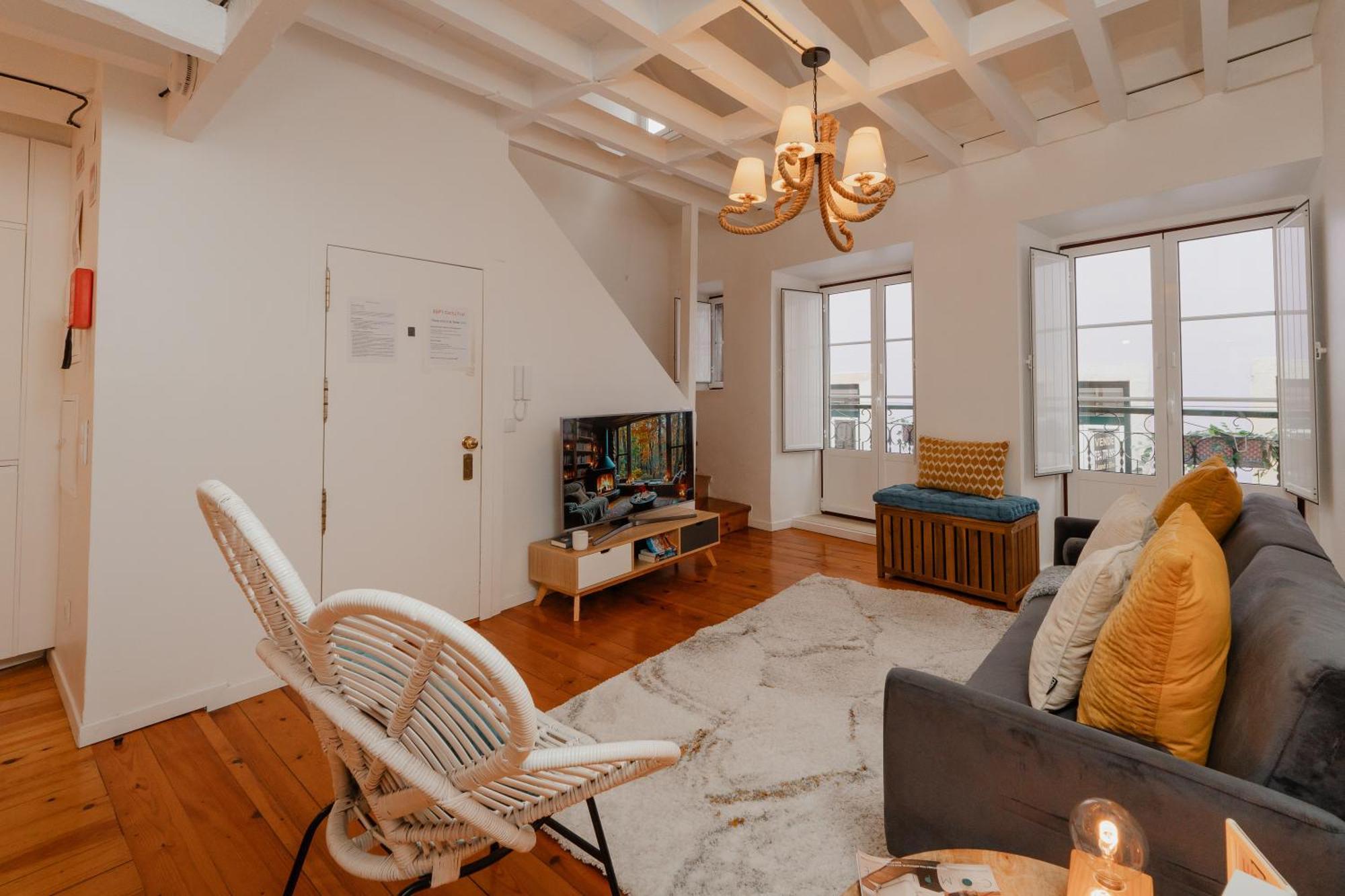 Stylish Getaway In A Mezzanine Flat By The Castle Διαμέρισμα Lisboa Εξωτερικό φωτογραφία